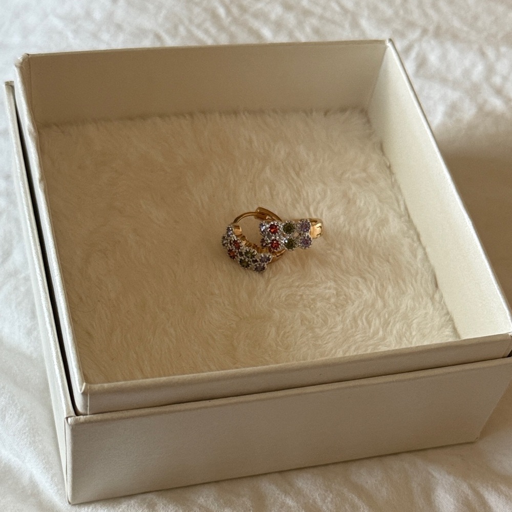 Flower Huggie Hoop Earrings multicolored rhinestone rainbow gold